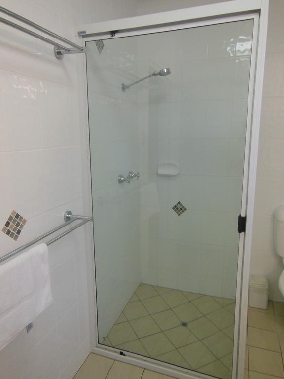 Country Road Motel Charters Towers Room photo