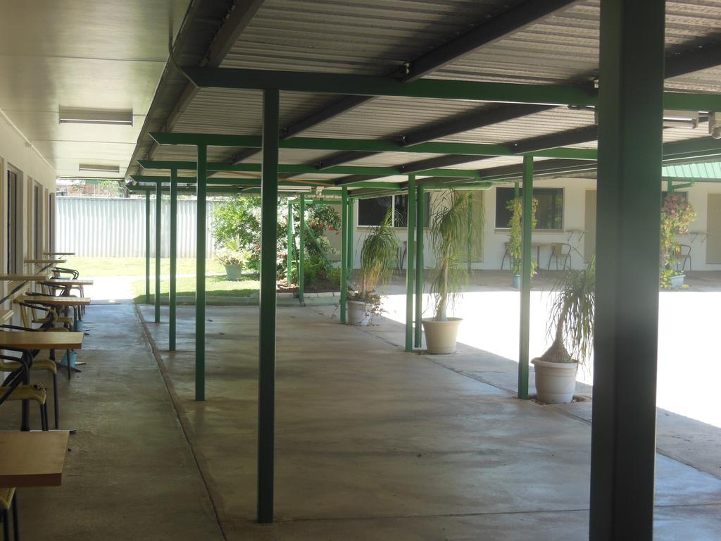 Country Road Motel Charters Towers Exterior photo